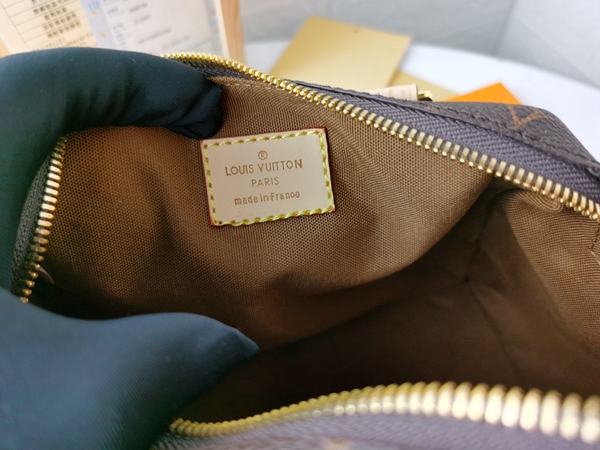 ルイヴィトンバッグ着用イメージ